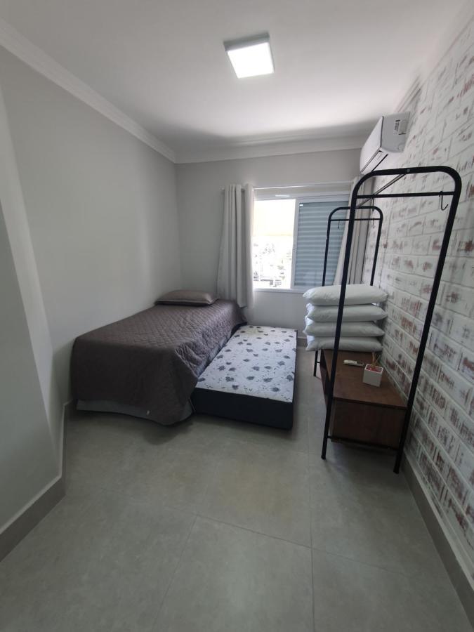 Lindo dúplex Guarujá 2 quartos a 300 mts praia Enseada Exterior foto